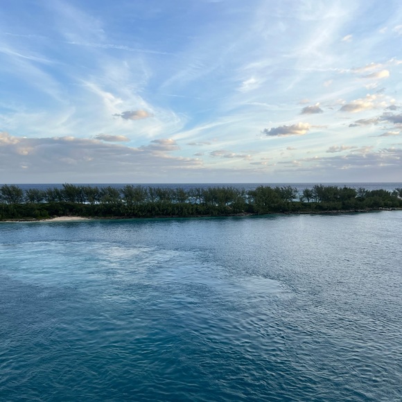 Thursday’s 12:30!!!! Mountain 🏔️ Time let’s do this ladies get ready for fun - Picture 2 of 4